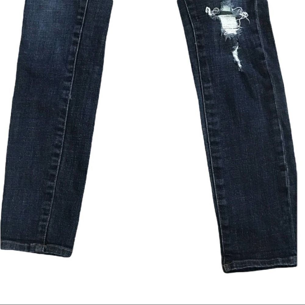 Life In Progress Distressed Skinny Jeans - Picture 3 of 9